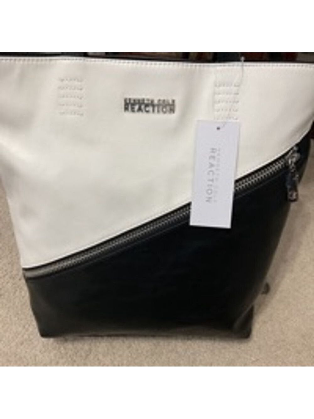 Trendy Kenneth Cole Reaction Women's oversized Tote Bag Black & White - Picture 3 of 4